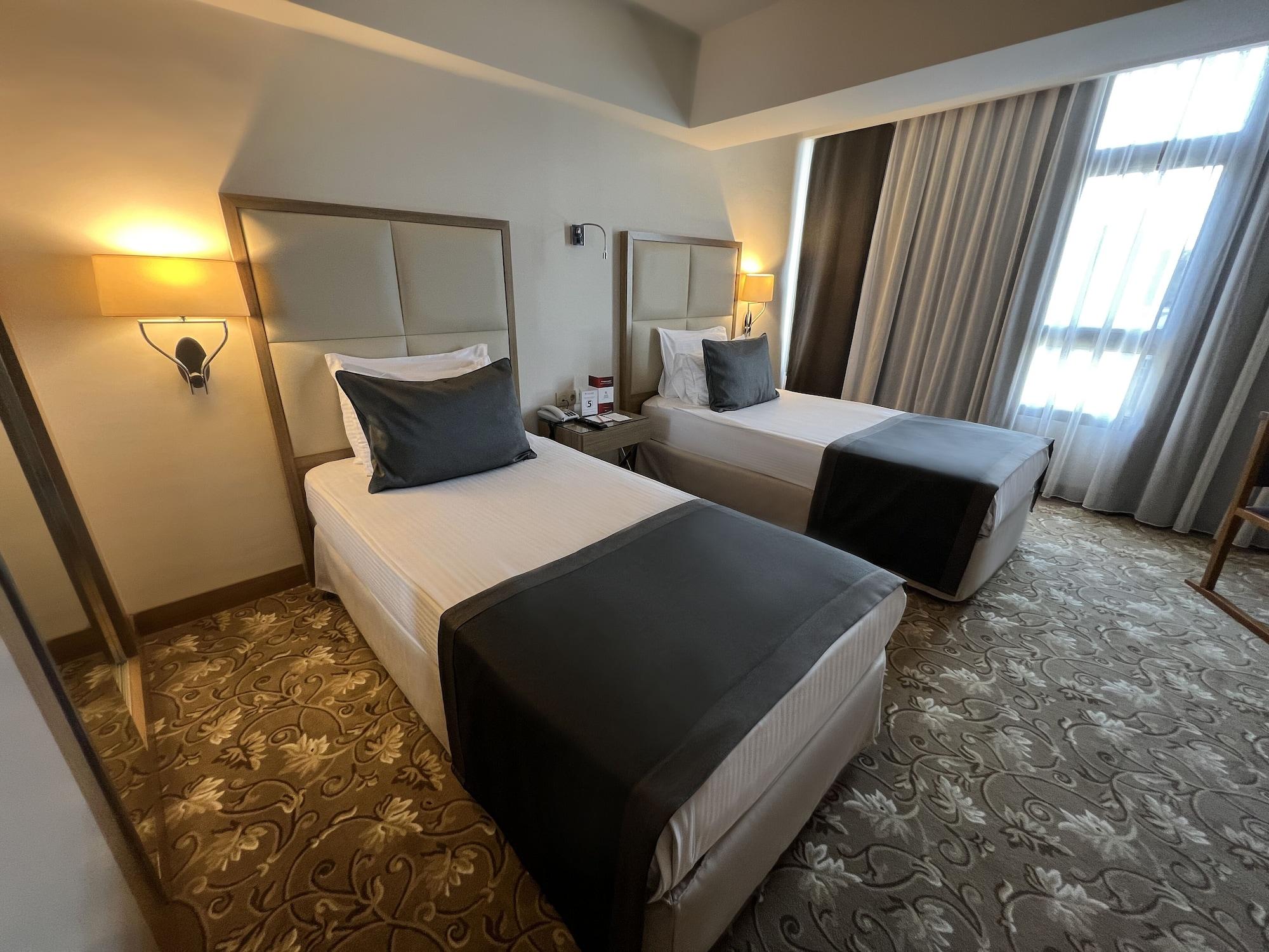Kaya Izmir Thermal & Convention Exteriör bild