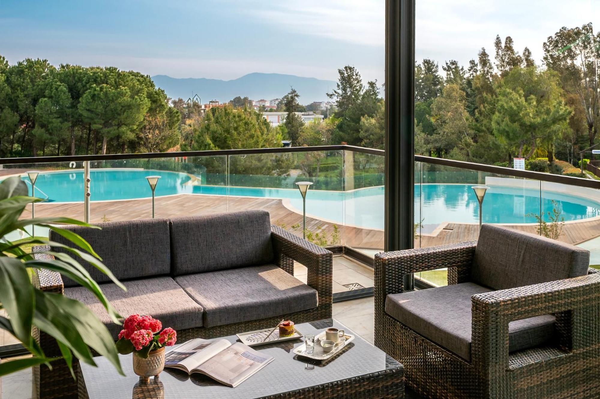 Kaya Izmir Thermal & Convention Exteriör bild